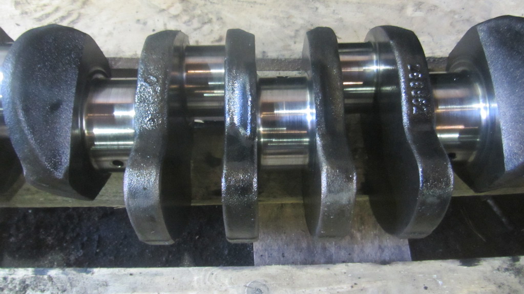 Коленчатый вал двигателя для Renault  Midlum 258652