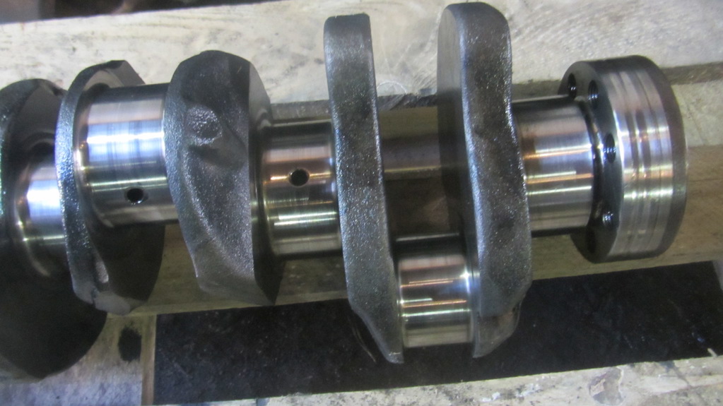 Коленчатый вал двигателя для Renault  Midlum 258652