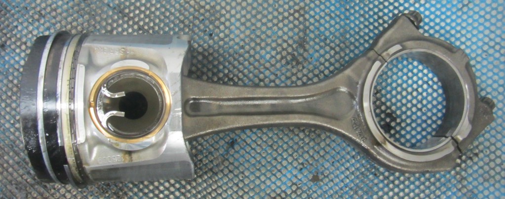 Поршень с шатуном для MAN TGX 51025006391