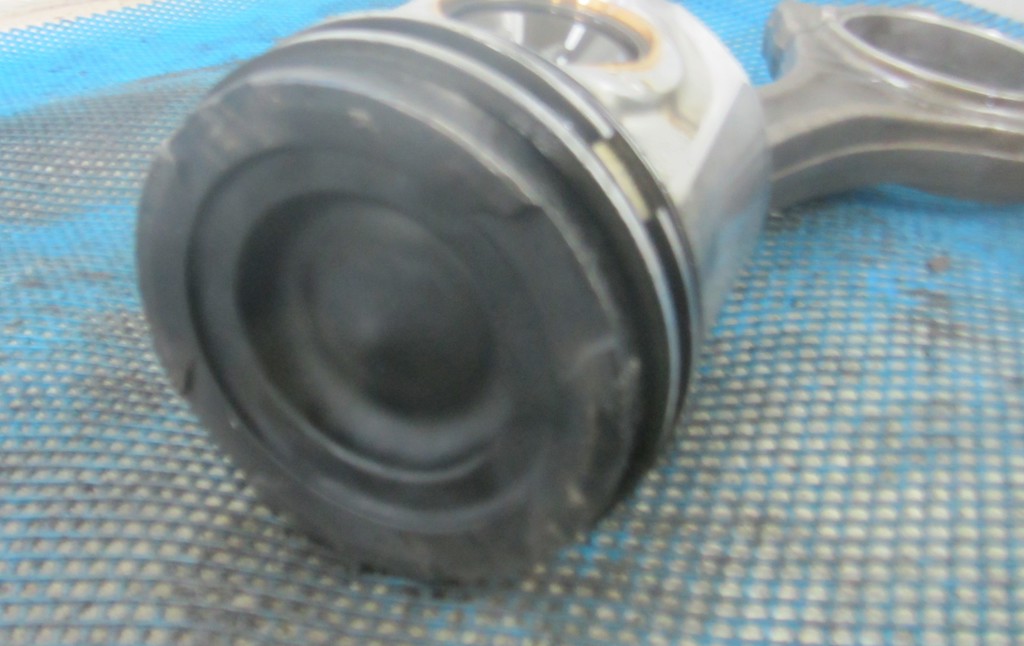 Поршень с шатуном для MAN TGX 51025006391