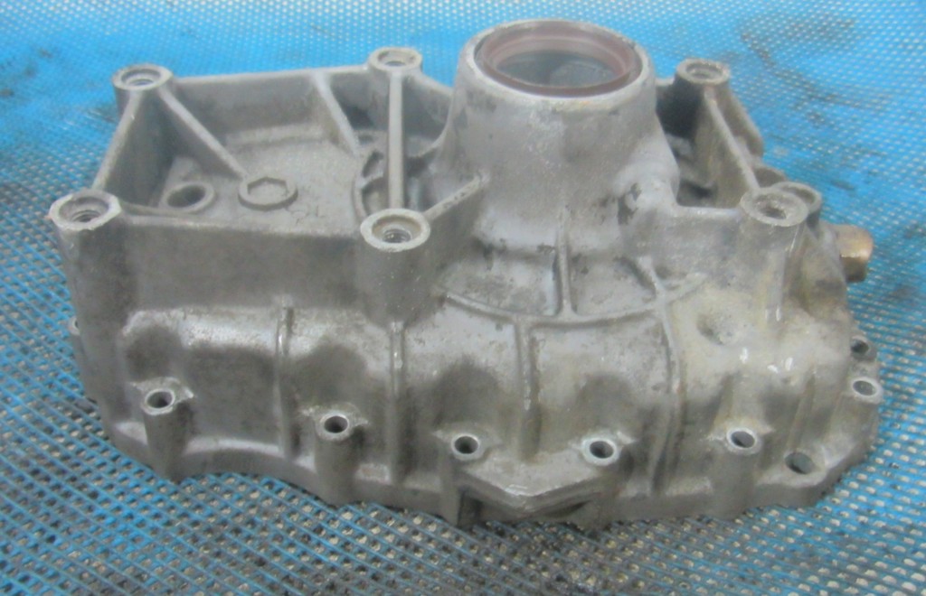 Корпус КПП (колокол) для МАЗ 4370 1307401252