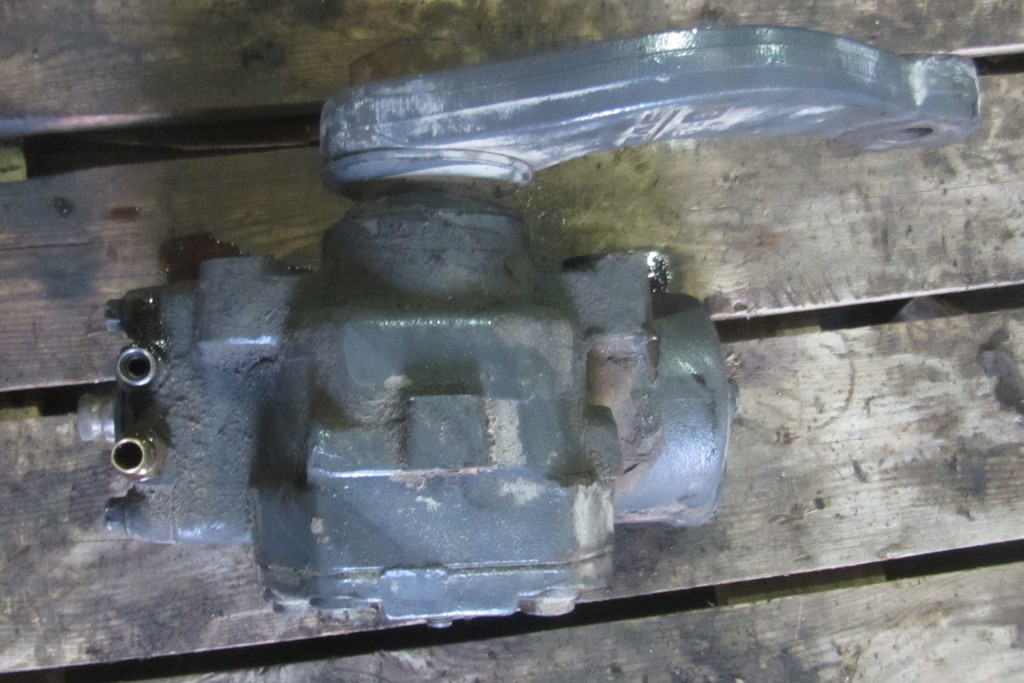 Гидроусилитель руля ( рулевой механизм ) для DAF Xf 105  1444786