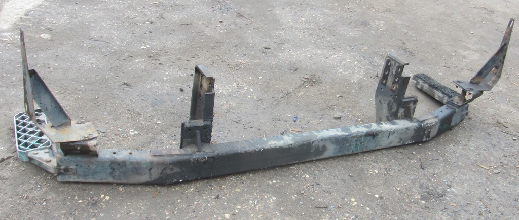 Усилитель бампера переднего для МАЗ 5440 64302809012