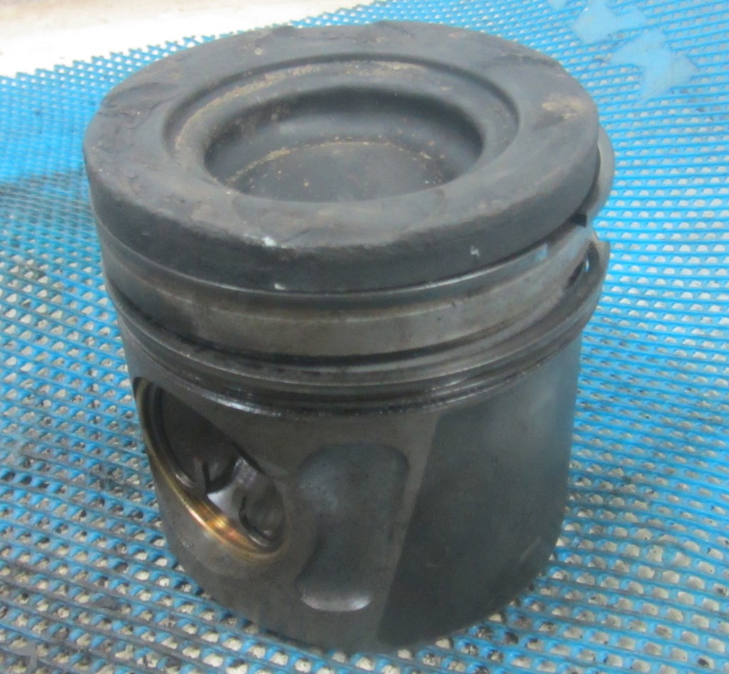 Поршень для MAN TGX 51025006296