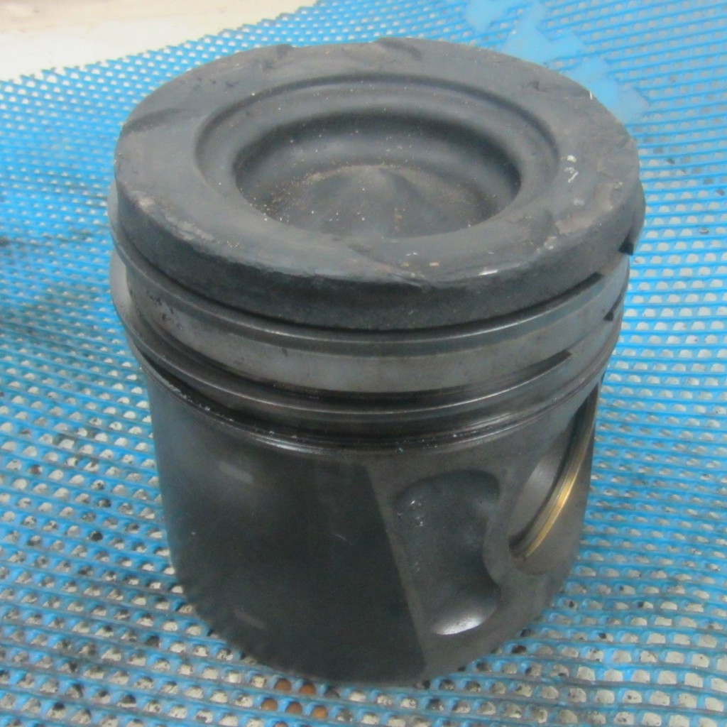 Поршень для MAN TGX 51025006296