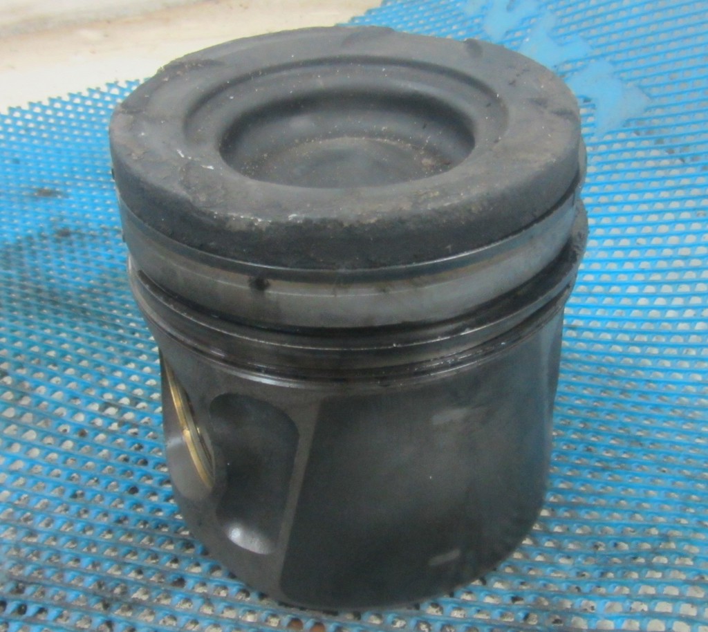 Поршень для MAN TGX 51025006296