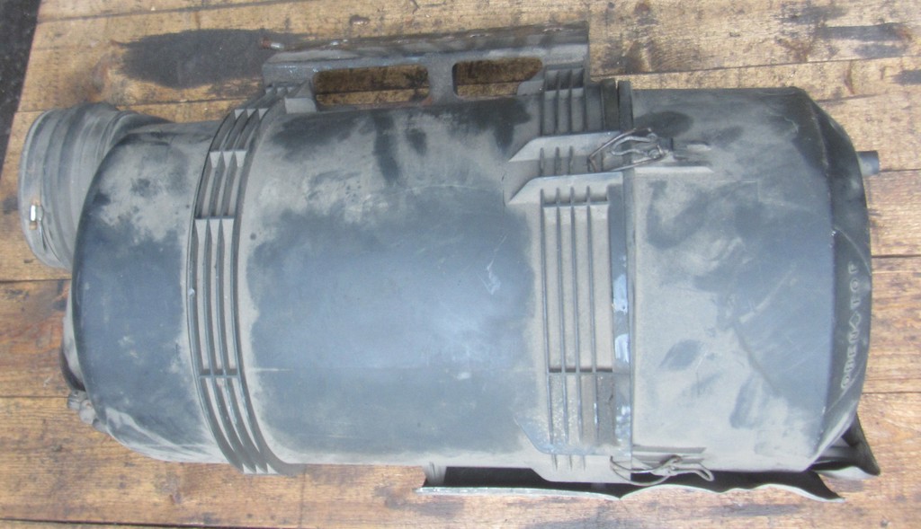Корпус воздушного фильтра для Mercedes Actros A0180947002