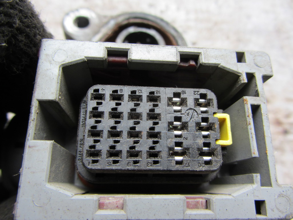 Клапан электромагнитный для Renault T 22327072