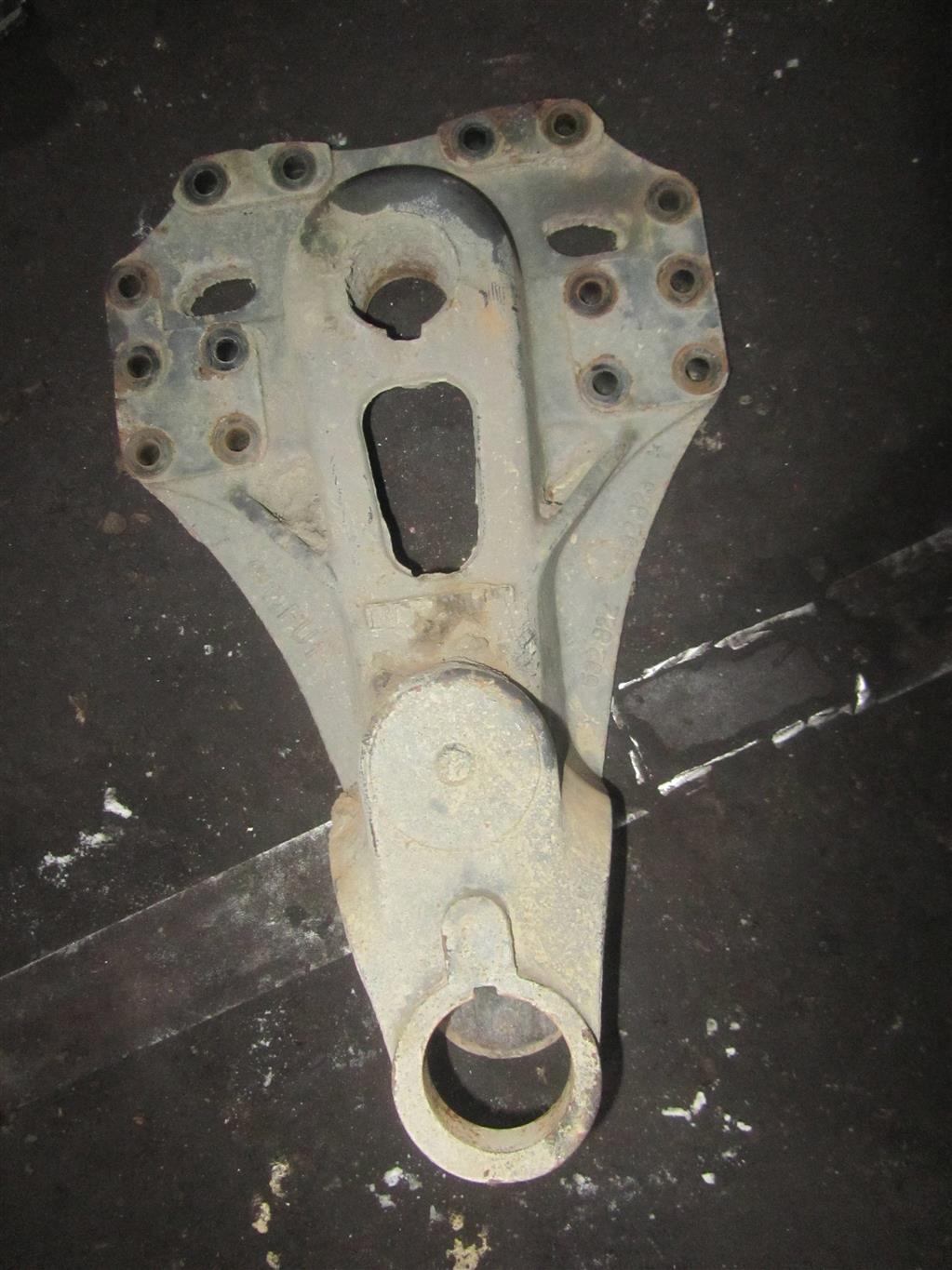 Кронштейн полурессоры для Renault Premium Dci 5010460433