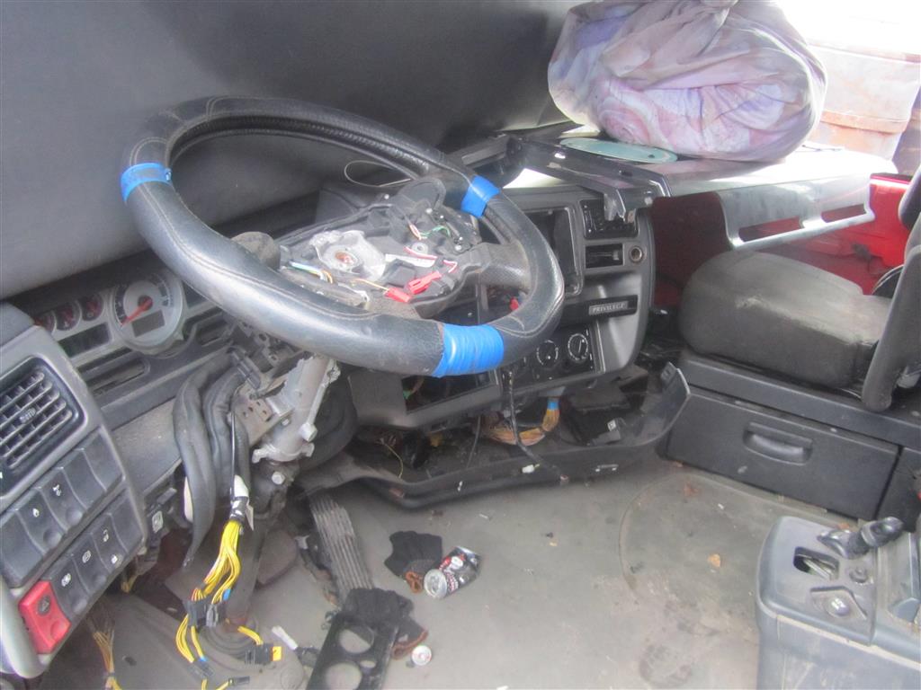 Кабина для Renault Magnum DXI 5600464441