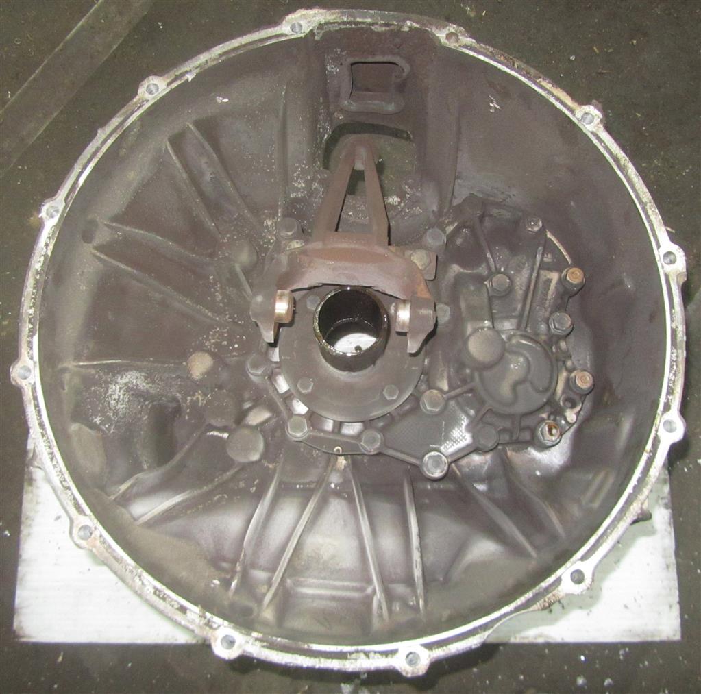 Корпус КПП (колокол) для DAF Xf 105  1325301062