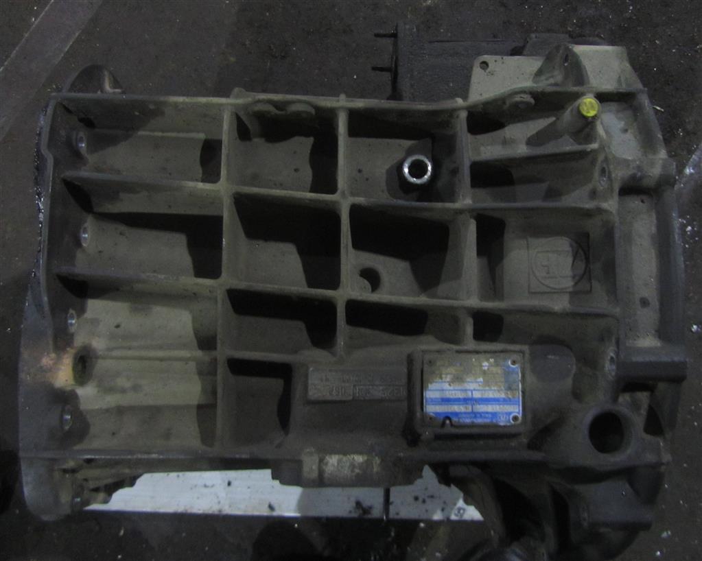 Корпус КПП (колокол) для DAF Xf 105  1325301062