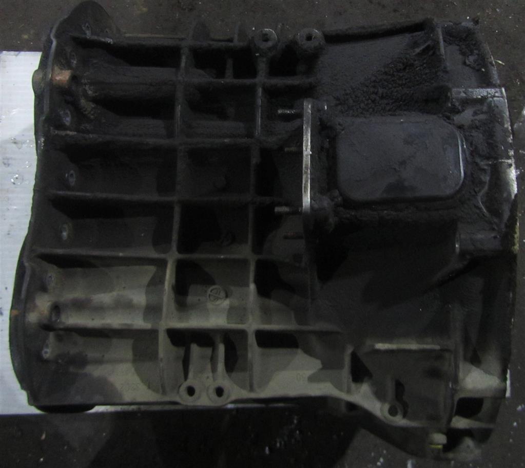 Корпус КПП (колокол) для DAF Xf 105  1325301062