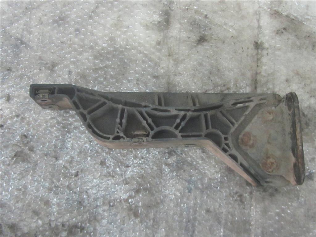 Кронштейн крепления бампера для MAN TGS (ТГС) 81416140013