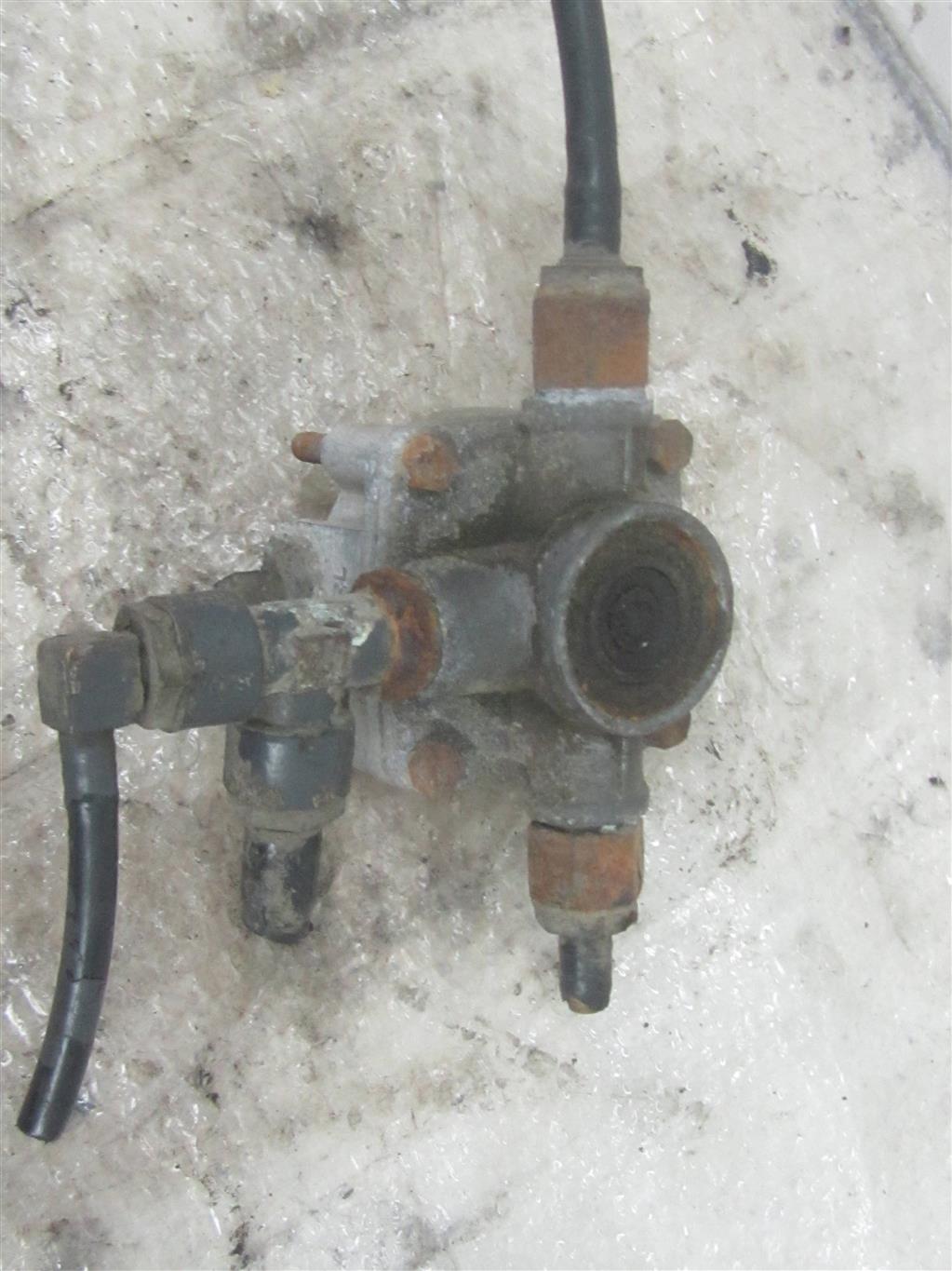 Клапан ускорительный для DAF Xf 95 9730110040