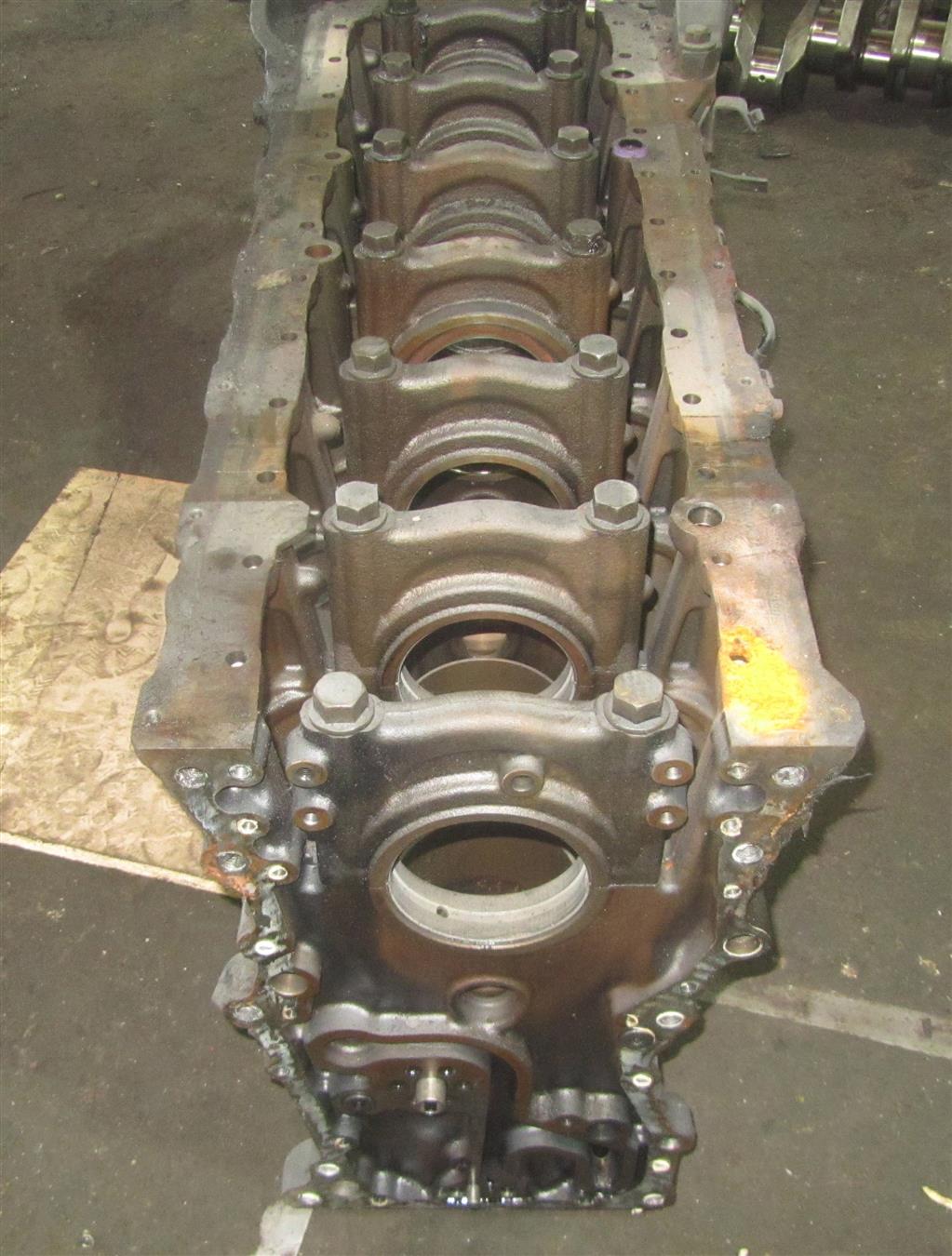 Блок цилиндров для Renault Magnum DXI 7420993042