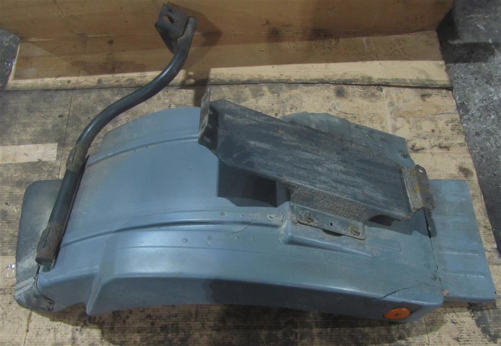 Крыло переднее левое для Mercedes Actros A 9438800306