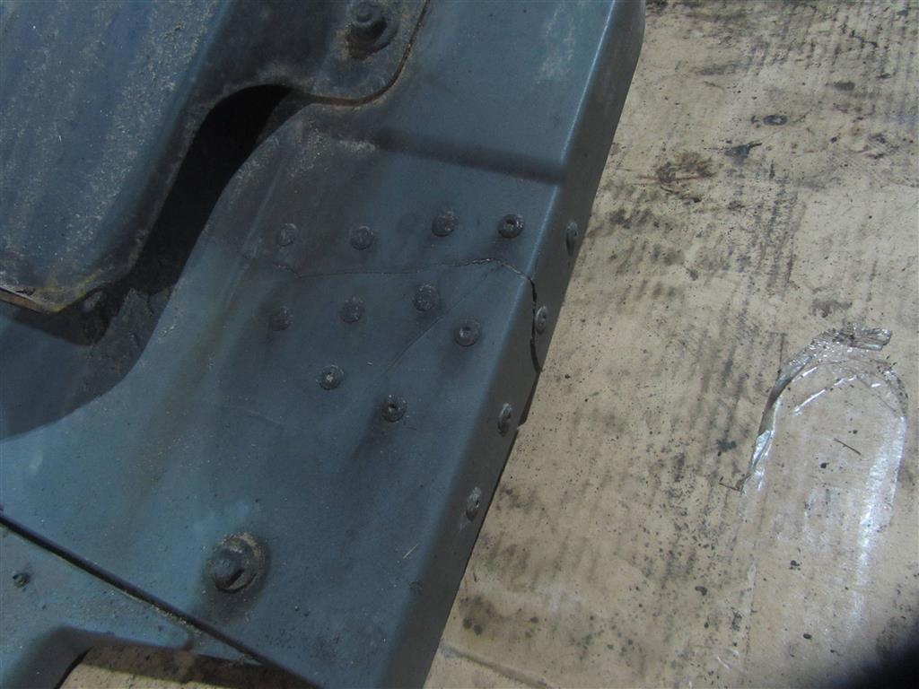 Крыло переднее левое для Mercedes Actros A 9438800306