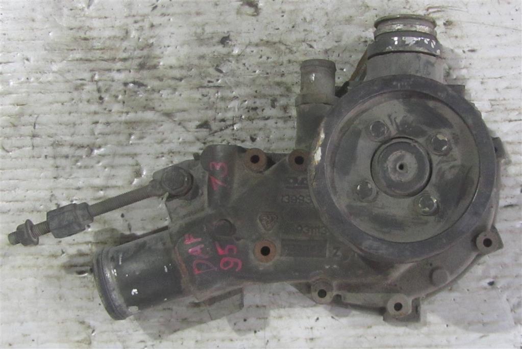 Насос водяной (помпа) для DAF Xf 95 1399336