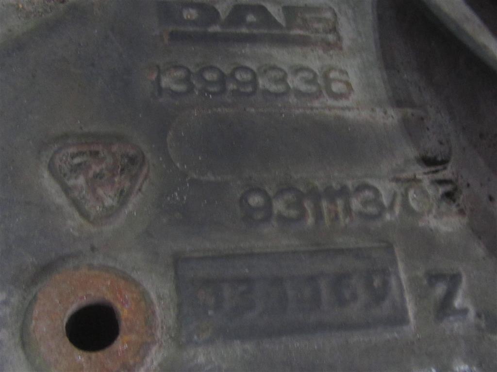 Насос водяной (помпа) для DAF Xf 95 1399336