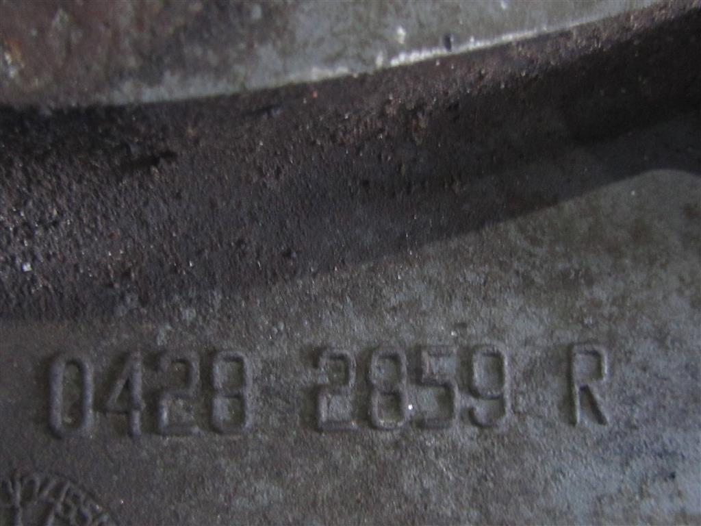 крышка двигателя задняя для МАЗ 4370 04282859