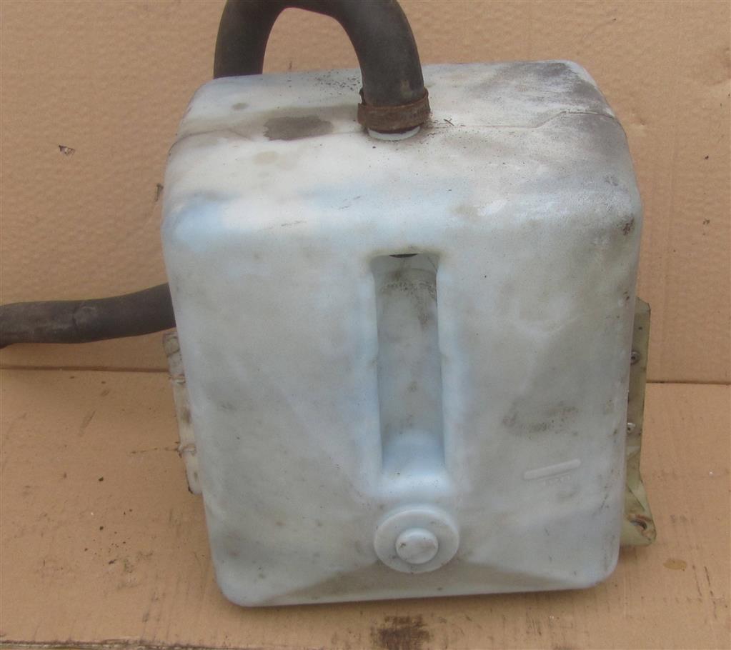 Бачок омывателя для DAF Cf 1450543