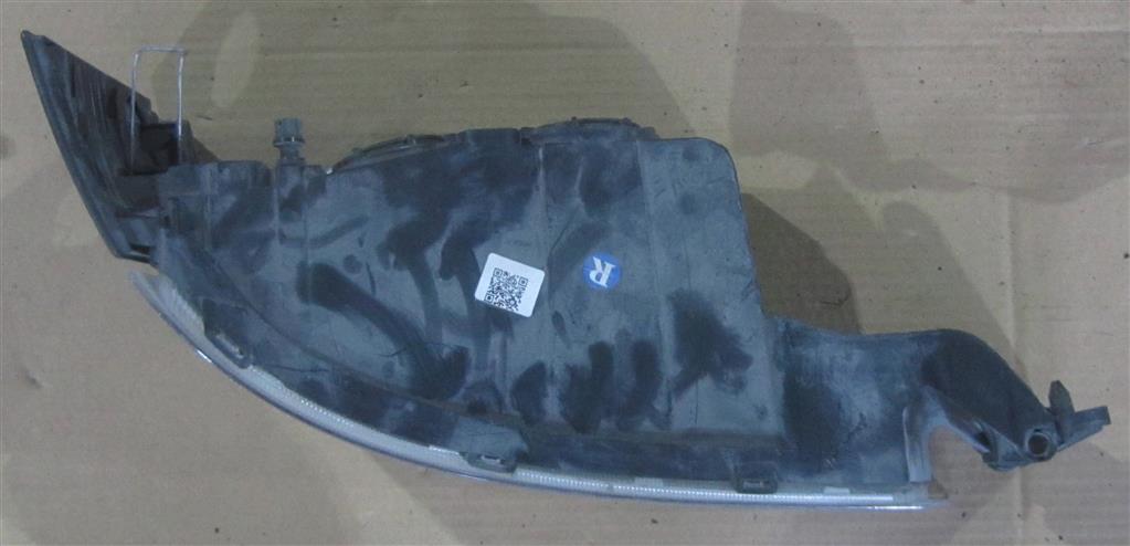 Фара противотуманная правая для Volvo FH4 22332592