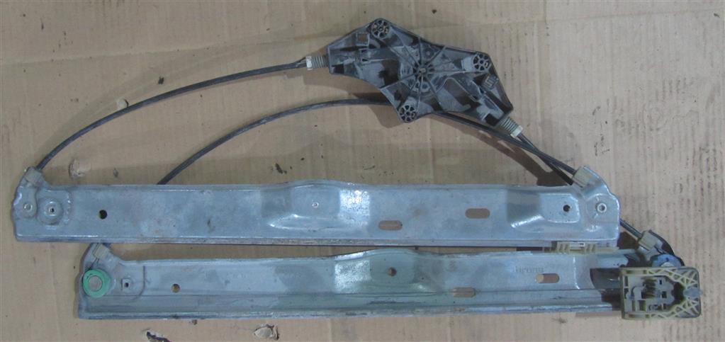 Стеклоподъемник электр. передний правый для Volvo FH4 961151102