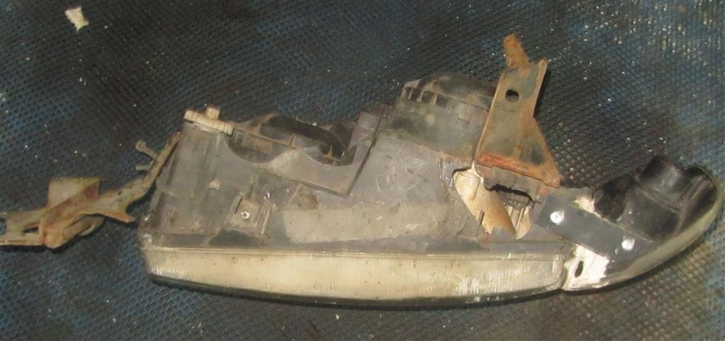 Фара правая для Renault Premium Dci 5010379320