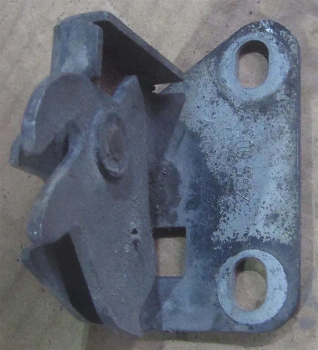 Замок капота для Mercedes Atego A 9677500084