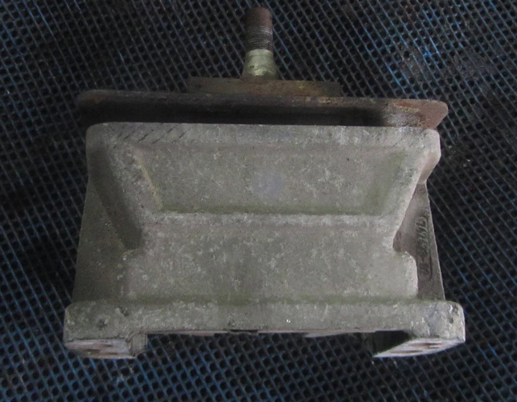 Подушка крепления двигателя для МАЗ 5440 А 6162400018