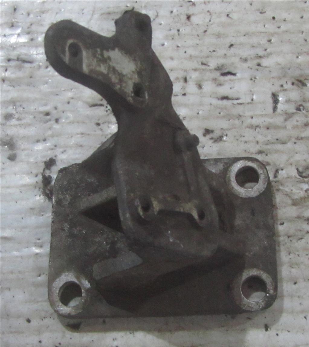 Кронштейн для Renault Premium Dci 5010452310