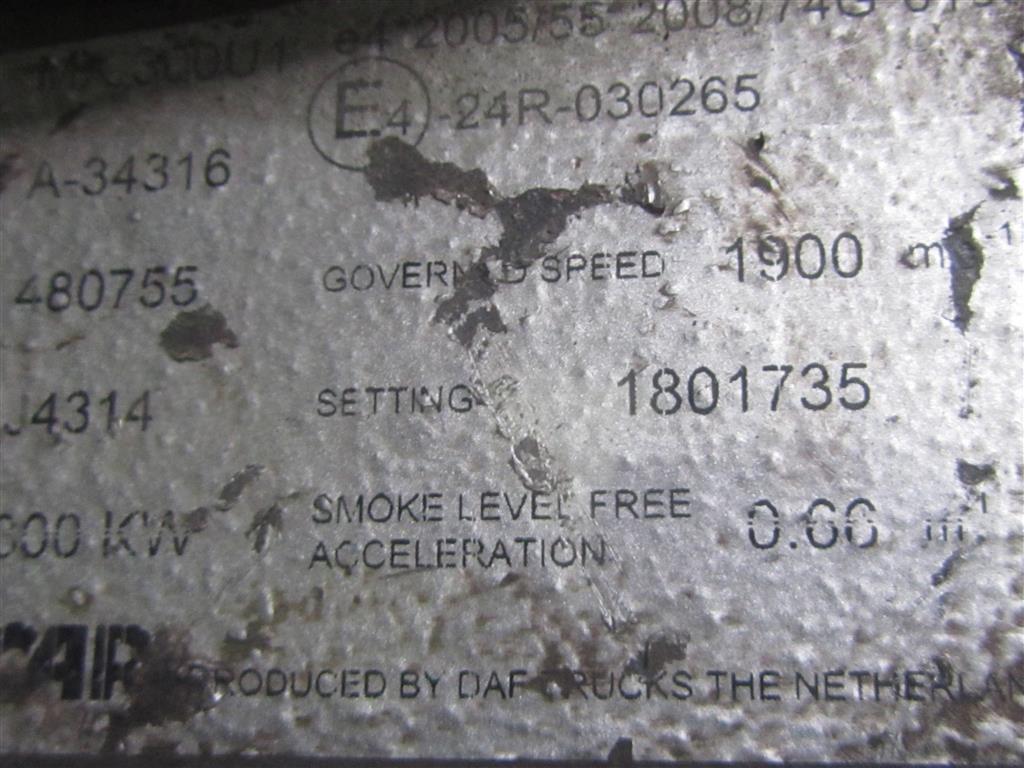 Насос водяной (помпа) для DAF Xf 105  1742258