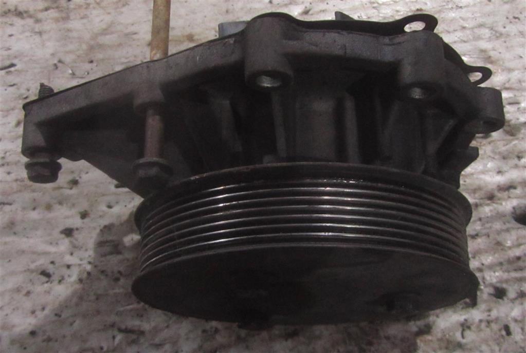 Насос водяной (помпа) для MAN Tga 51065011507