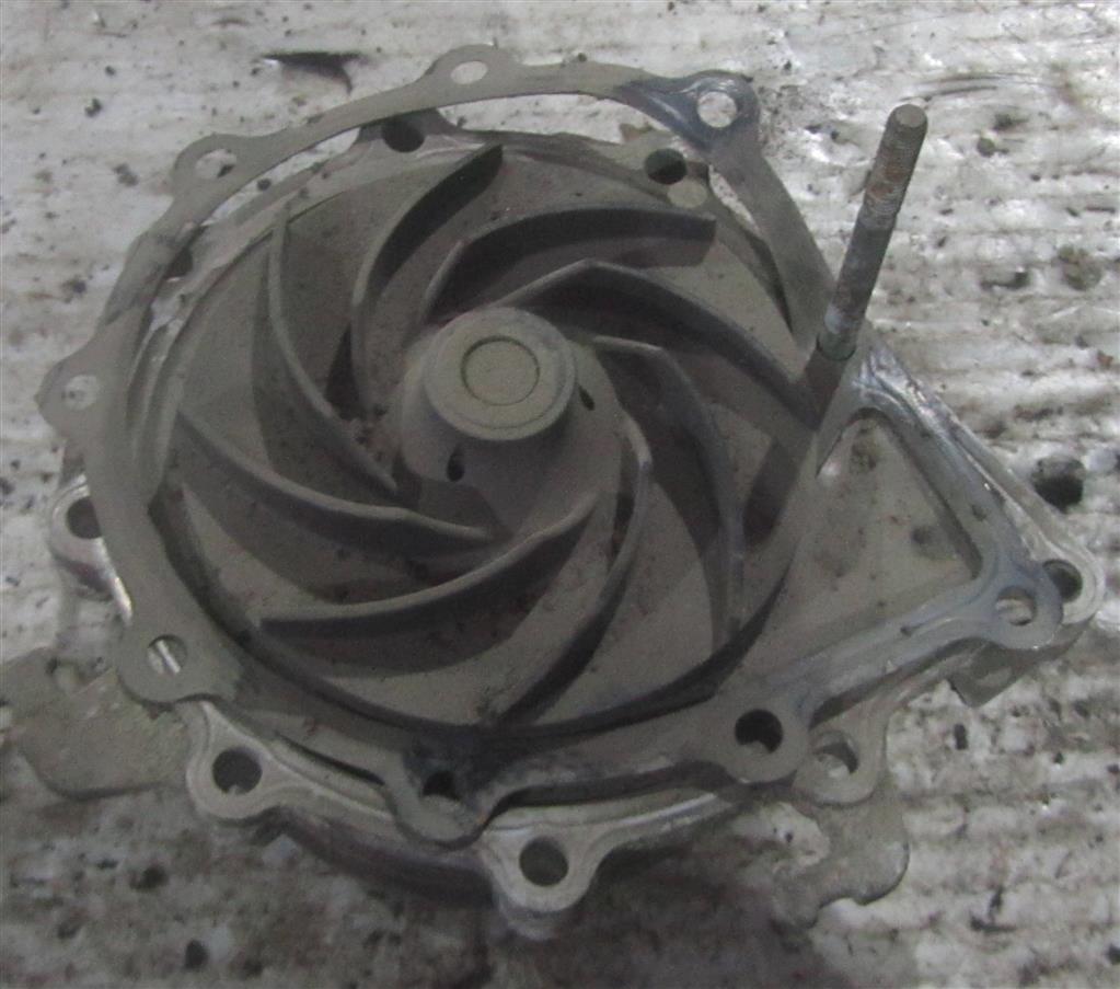 Насос водяной (помпа) для MAN Tga 51065011507