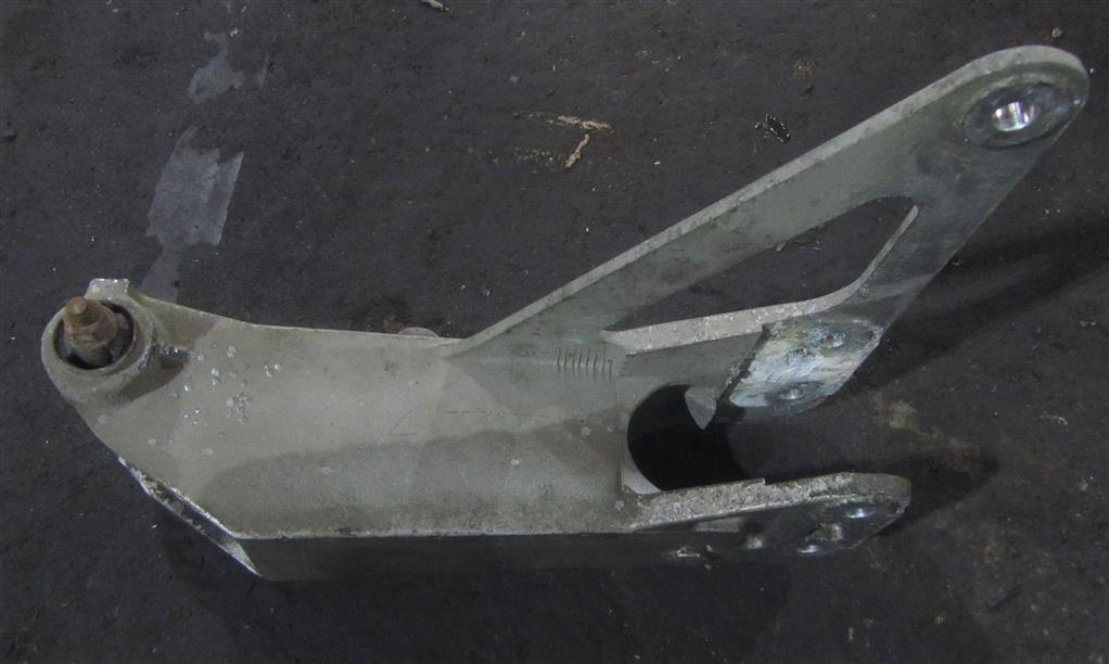 Кронштейн кабины задний для Renault Premium Dci 5010460385