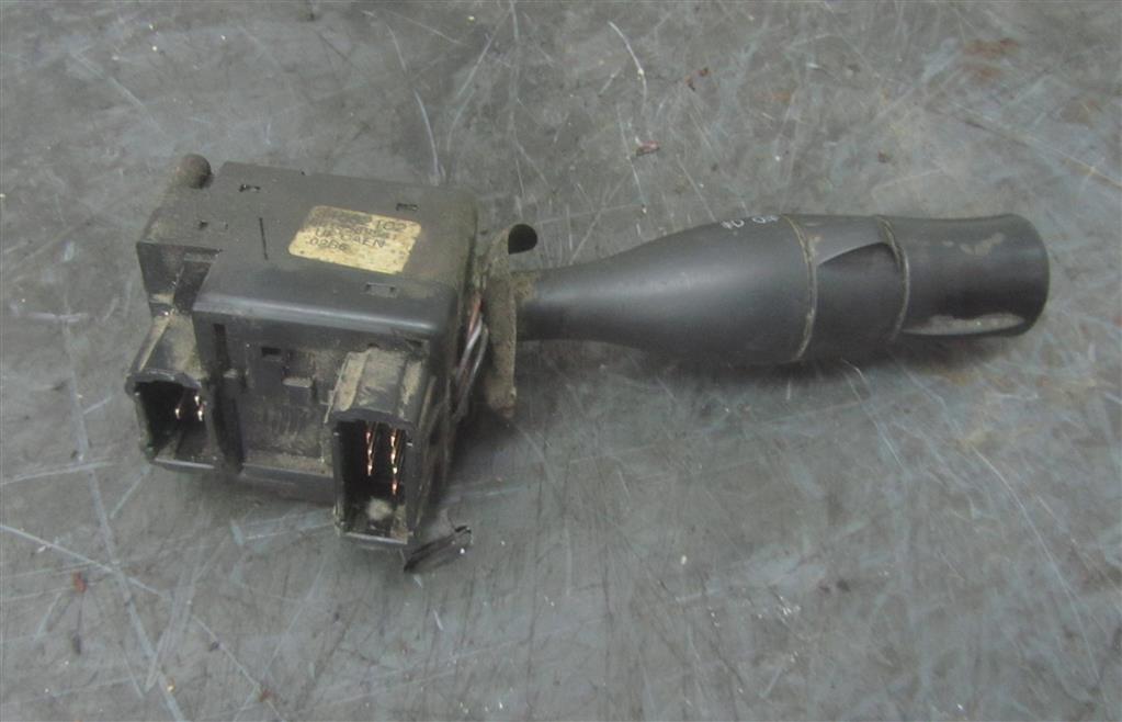 Переключатель подрулевой (стрекоза) для Renault Premium DXI 5010589561