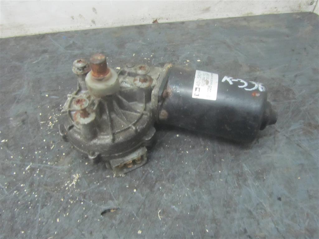 Моторчик стеклоочистителя передний для Renault Magnum Etech 5010441051