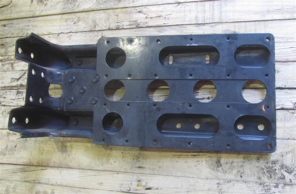 Кронштейн крепления крыла переднего левого для MAN TGS (ТГС) 81612435430