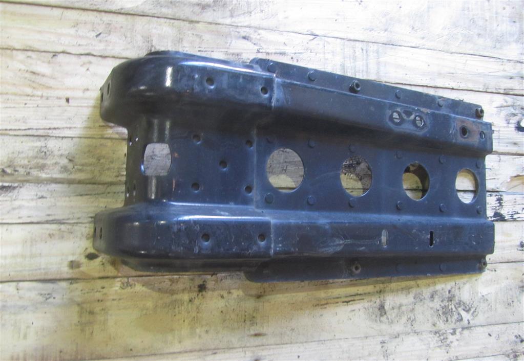 Кронштейн крепления крыла переднего левого для MAN TGS (ТГС) 81612435430