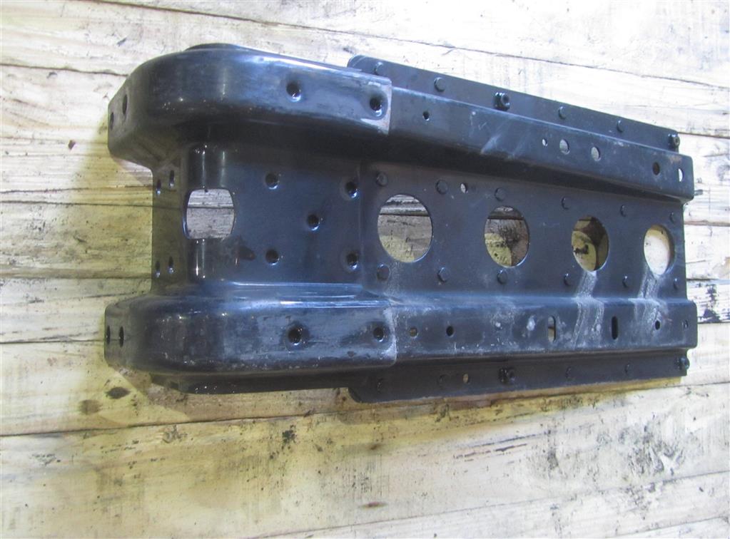 Кронштейн крепления крыла переднего левого для MAN TGS (ТГС) 81612435430