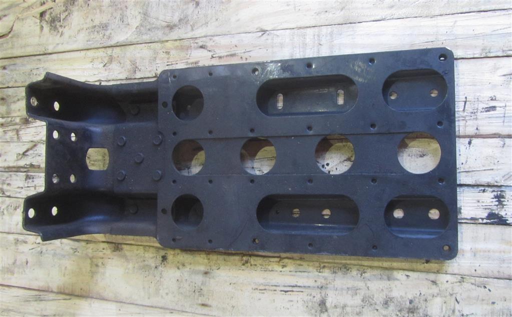 Кронштейн крепления крыла переднего левого для MAN TGX 81612435430