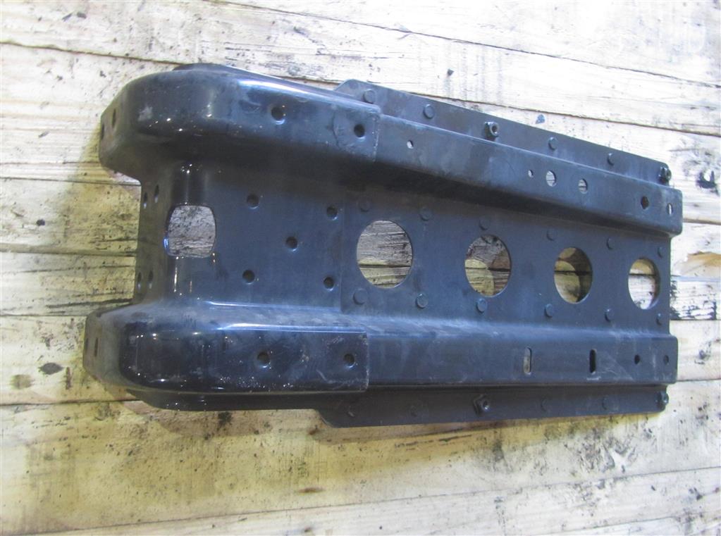 Кронштейн крепления крыла переднего левого для MAN TGS (ТГС) 81612435430