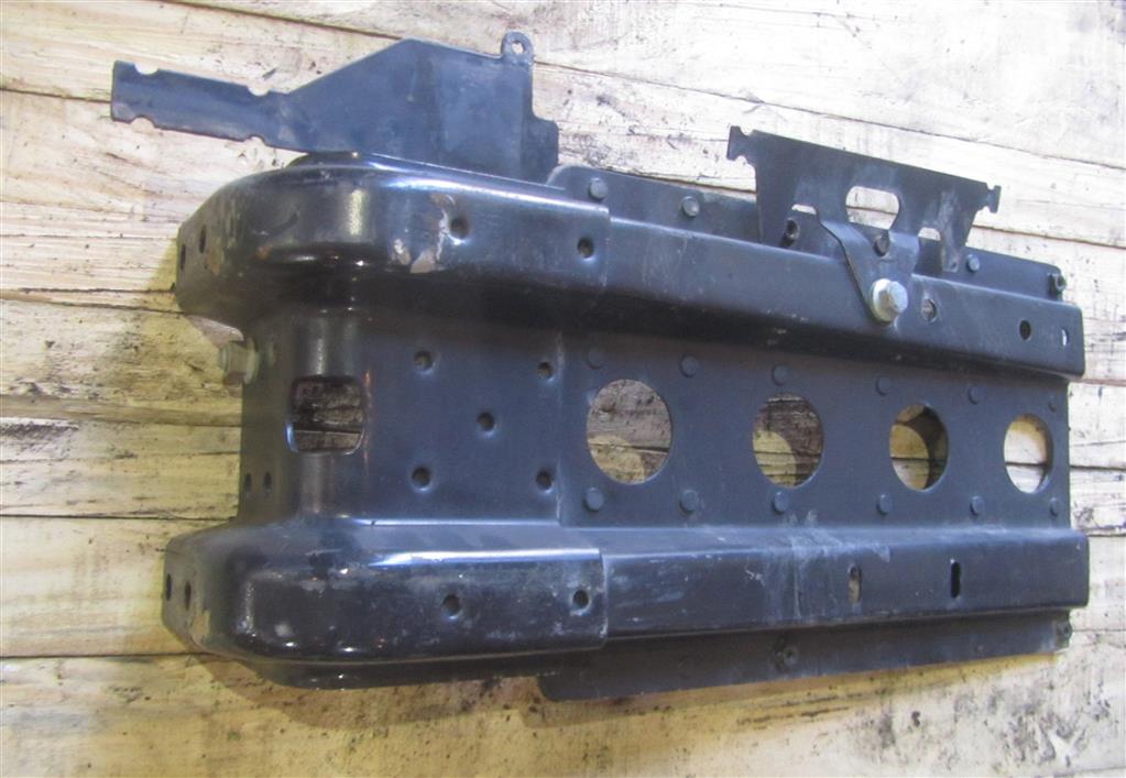 Кронштейн крепления крыла переднего левого для MAN TGS (ТГС) 81612435430