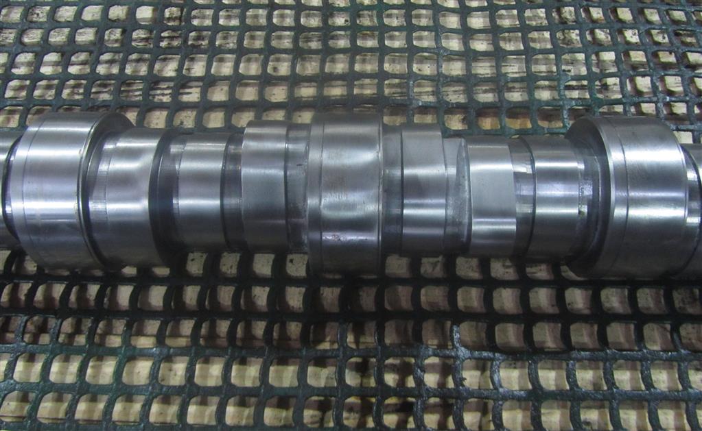 Распредвал для DAF Xf 105  1678946