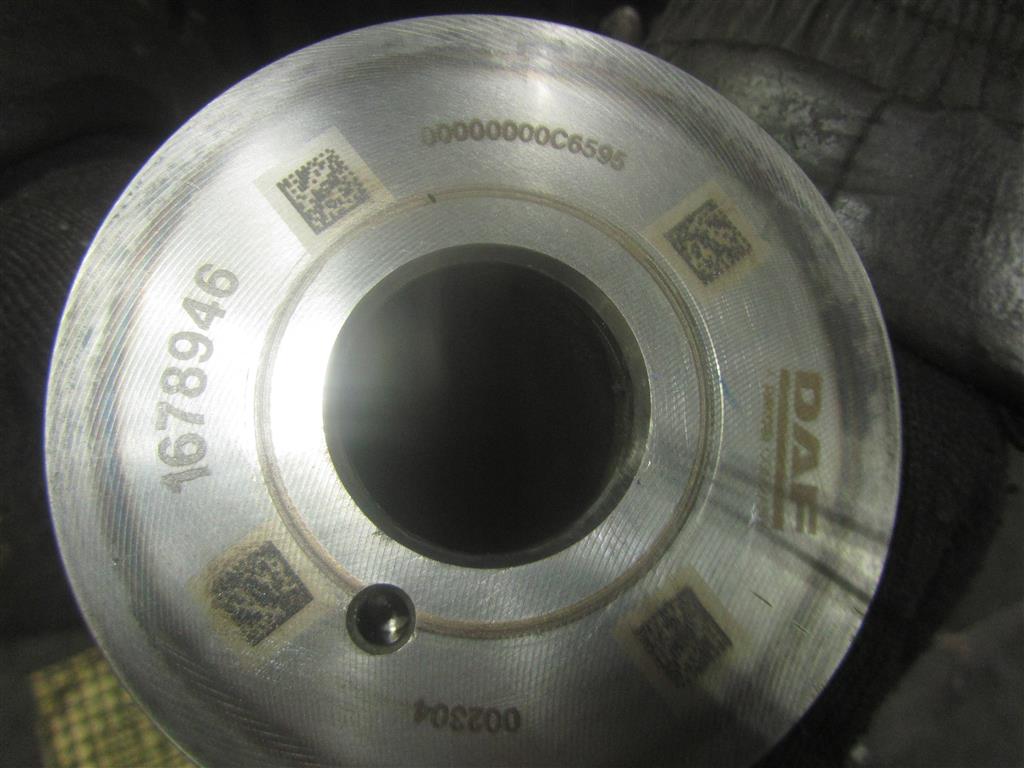 Распредвал для DAF Xf 105  1678946