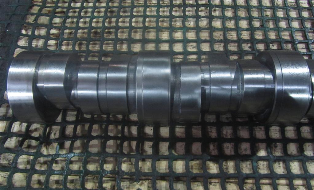 Распредвал для DAF Xf 105  1687747