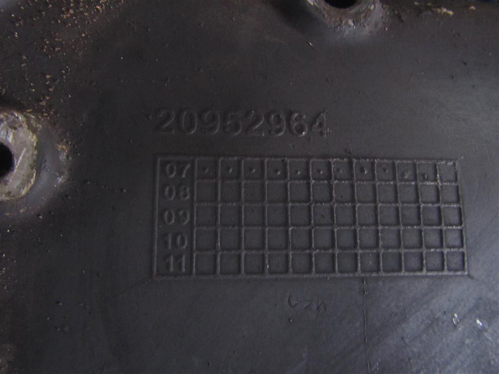 Крышка водомасляного радиатора для Volvo FH13 20952964