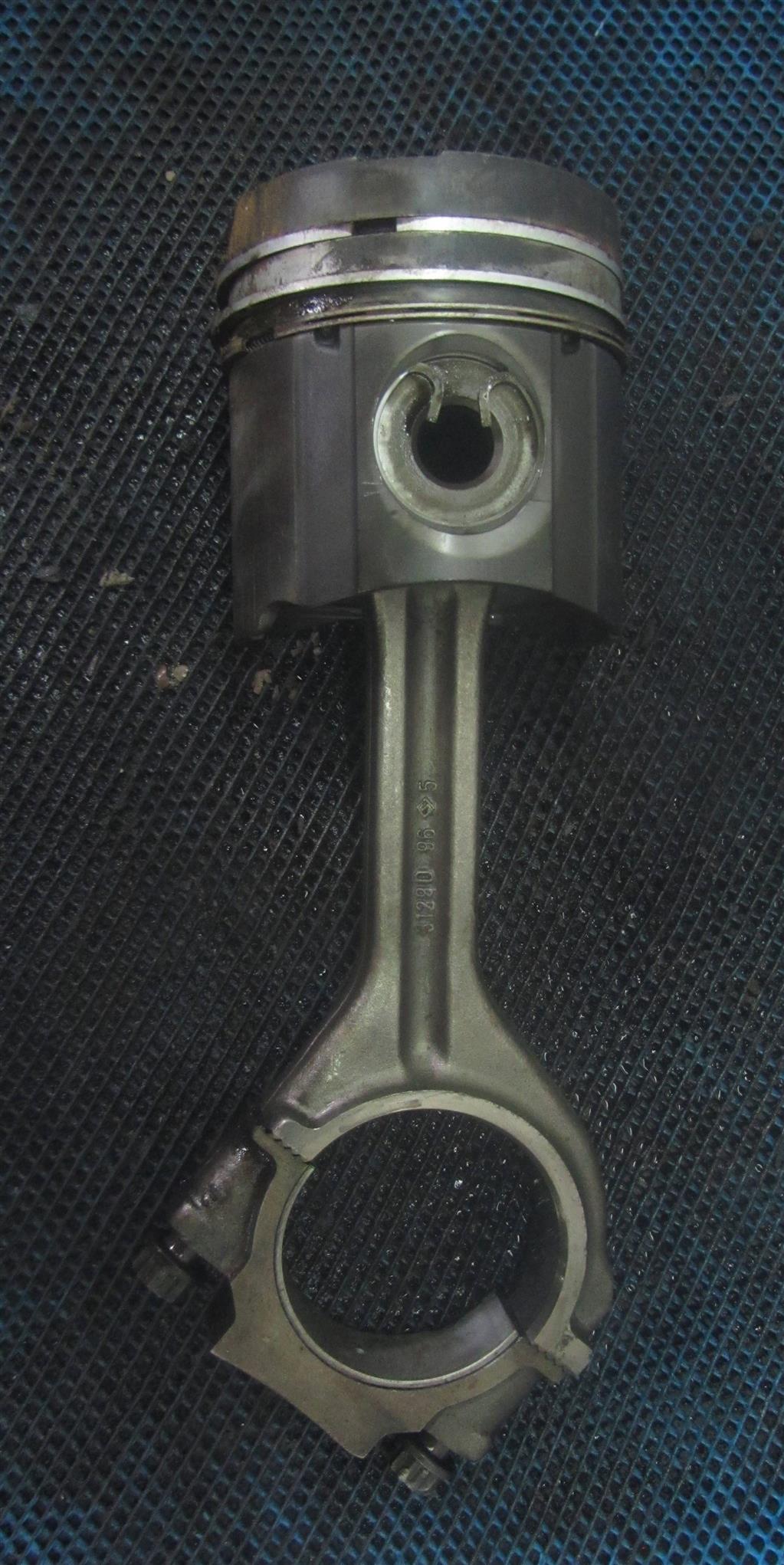 Шатун для MAN F 2000  51024016243