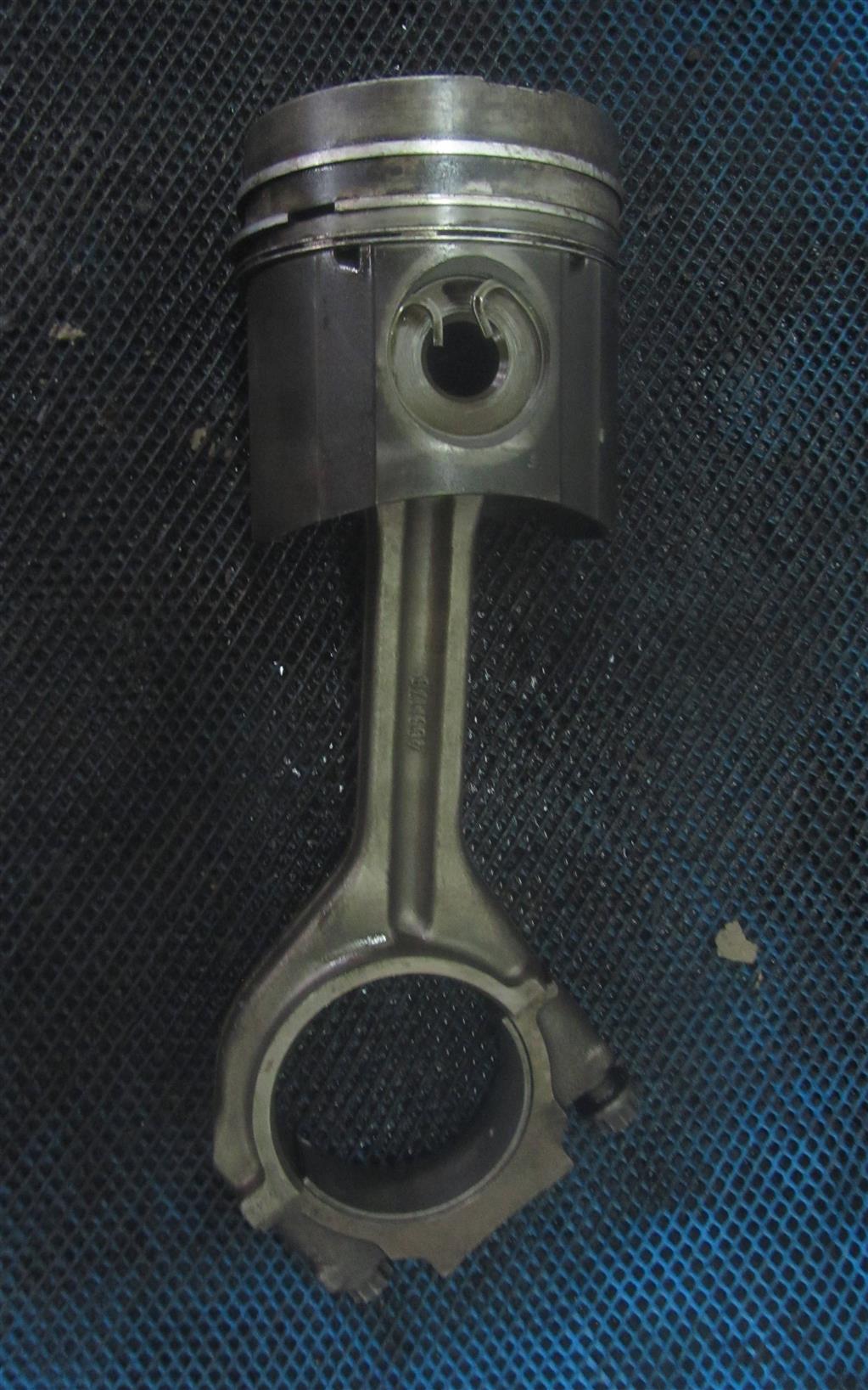 Шатун для MAN F 2000  51024016243